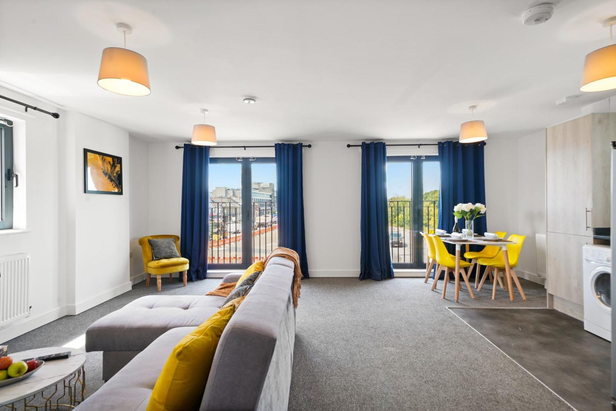 One And Two Bed Apartments Slough Near Heathrow Colnbrook Екстер'єр фото