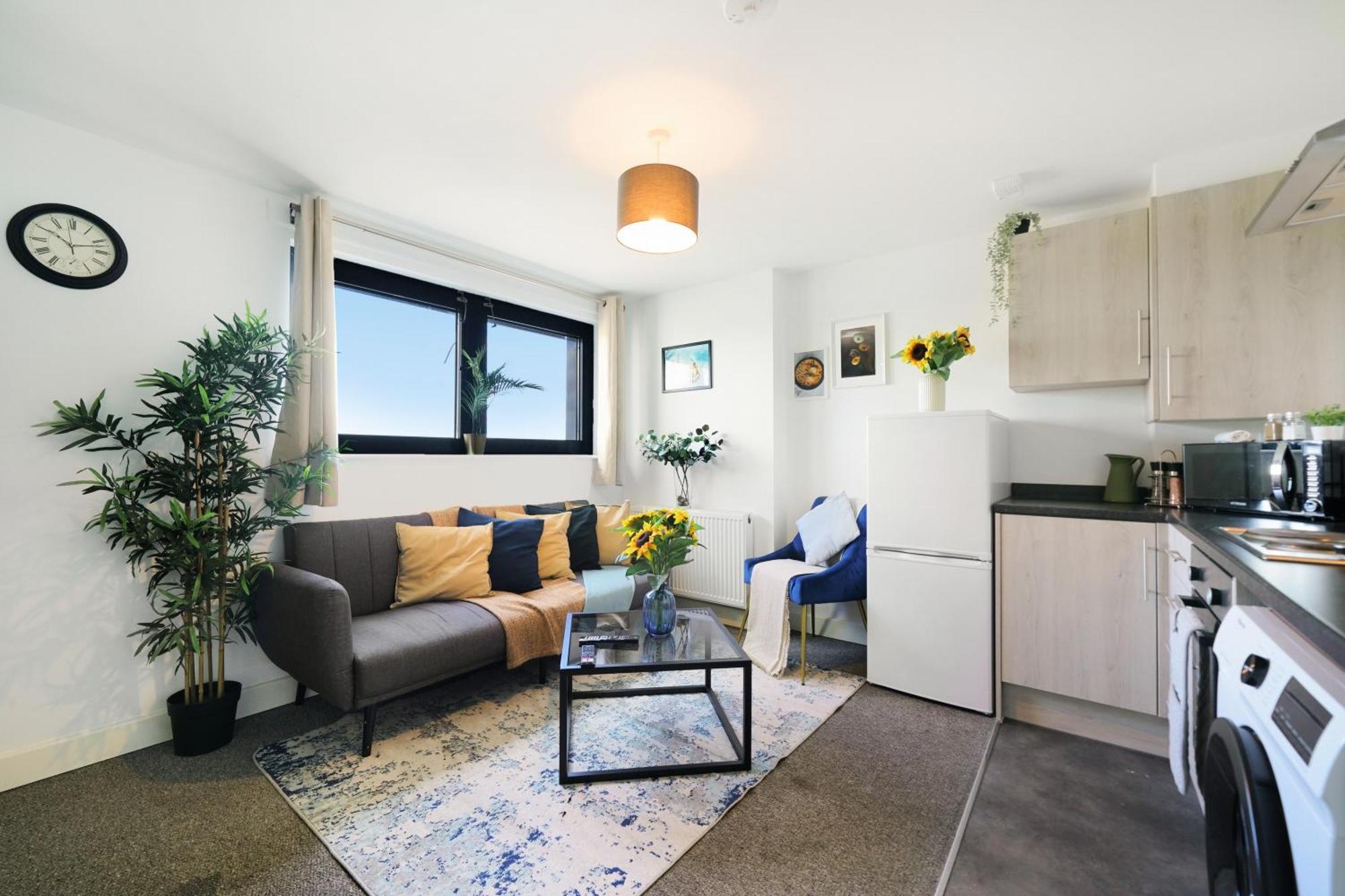 One And Two Bed Apartments Slough Near Heathrow Colnbrook Екстер'єр фото